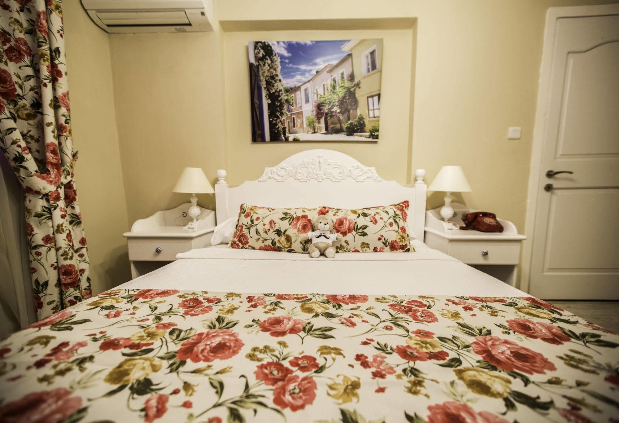 The White Hotel Alaçatı Exteriör bild