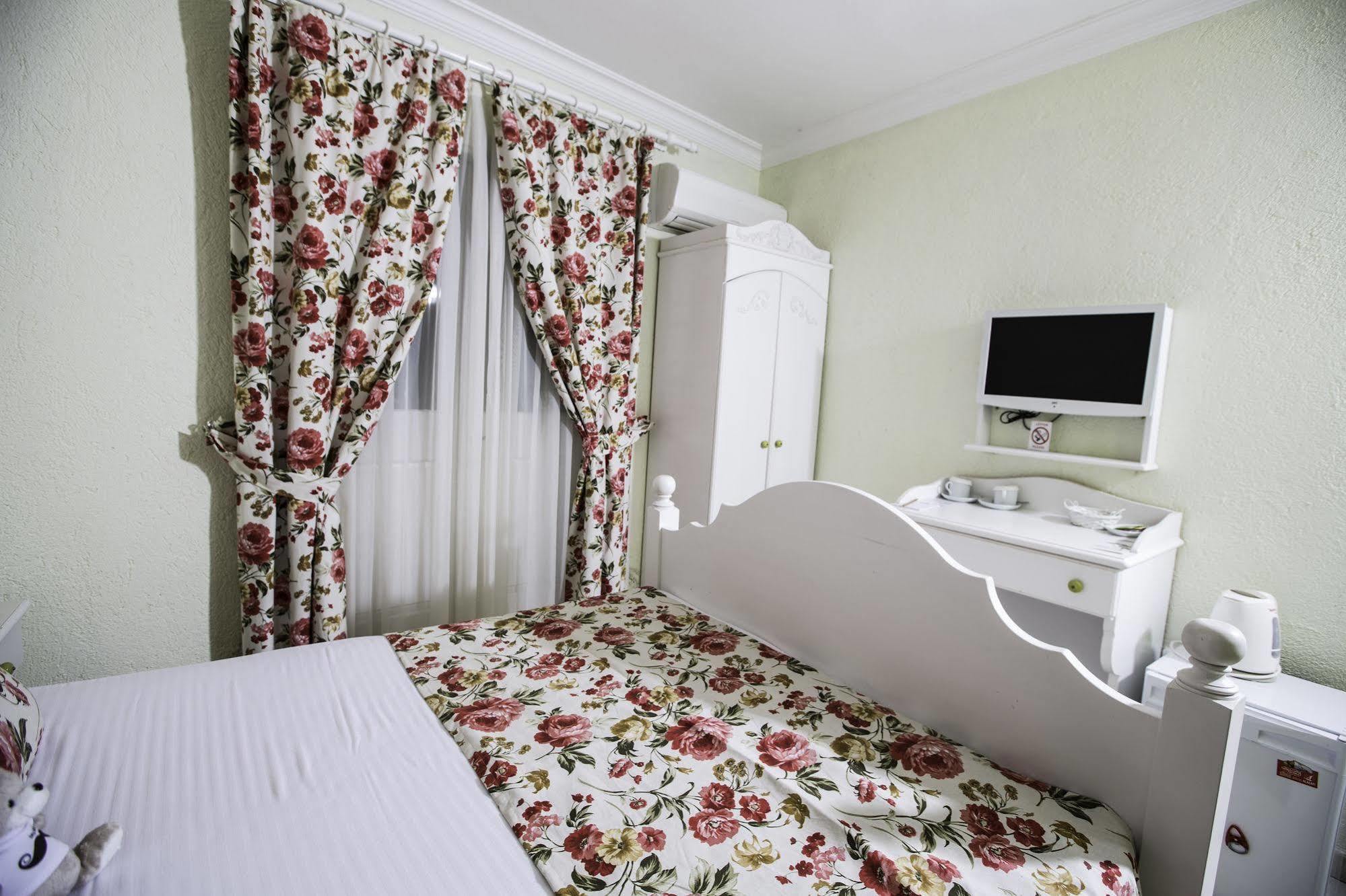 The White Hotel Alaçatı Exteriör bild